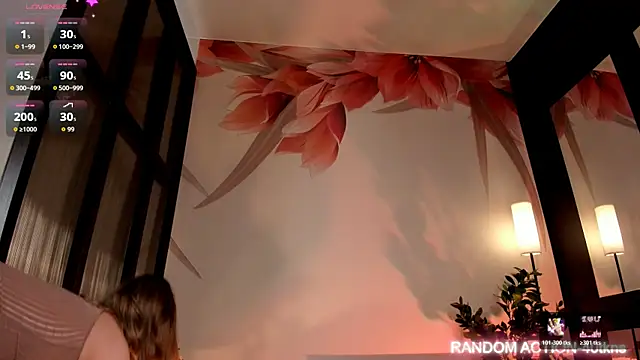 luna joy  online show from March 28, 12:06 pm