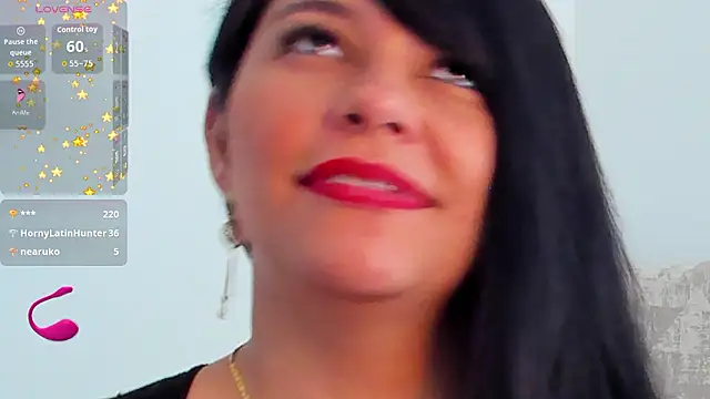 isabellarous- online show from February 19, 11:56 pm