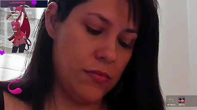 Snapshot of isabellarous- chatting on June 18, 11:59 am isabellarous- online show from June 18, 11:59 am