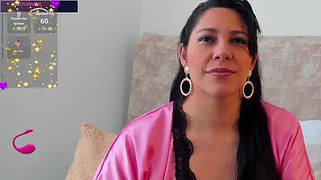 isabellarous- online show from March 12, 7:51 pm