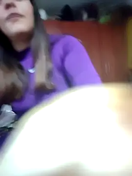 Snapshot of krolay16 chatting on September 25, 3:45 am krolay16 online show from September 25, 3:45 am
