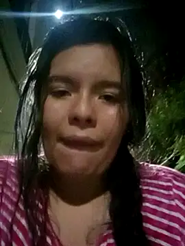 Snapshot of krolay16 chatting on March 13, 6:58 am krolay16 online show from March 13, 6:58 am