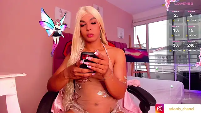 Snapshot of CHANELL_11INCHES chatting on September 11, 8:42 pm CHANELL 11INCHES online show from September 11, 8:42 pm