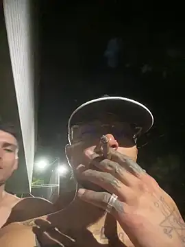 Snapshot of MaxxxSteil chatting on March 17, 5:01 am MaxxxSteil online show from March 17, 5:01 am