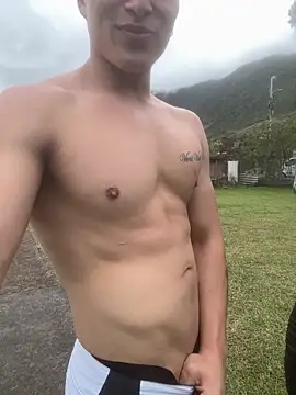 Snapshot of MaxxxSteil chatting on October 12, 5:36 pm MaxxxSteil online show from October 12, 5:36 pm