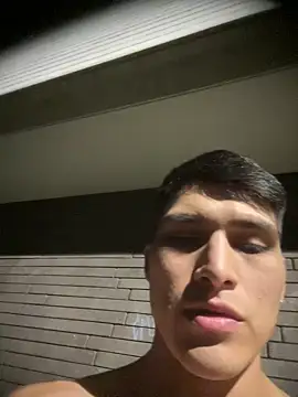 Snapshot of MaxxxSteil chatting on March 23, 1:20 am MaxxxSteil online show from March 23, 1:20 am