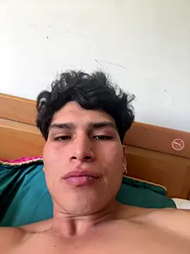 Snapshot of MaxxxSteil chatting on December 15, 2:45 pm MaxxxSteil online show from December 15, 2:45 pm