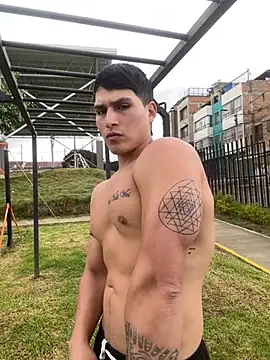 MaxxxSteil online show from February 6, 9:22 pm