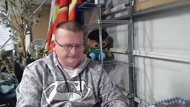 Randomoldguy615 online show from March 11, 12:11 am