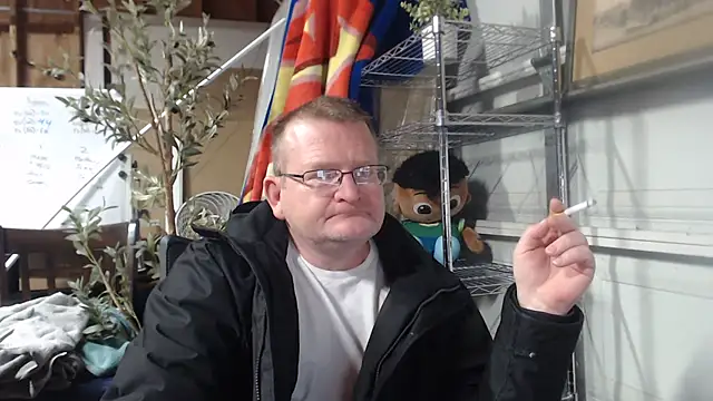 Randomoldguy615 online show from March 6, 1:05 am