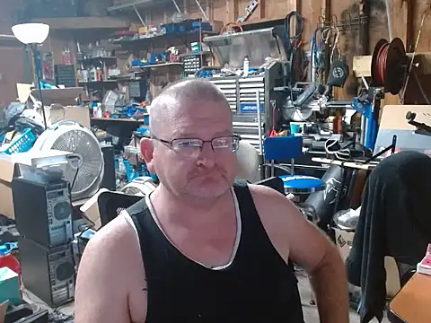 Randomoldguy615 online show from October 9, 12:44 am