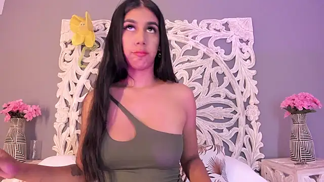 AnnieGibbyns online show from February 14, 10:54 pm