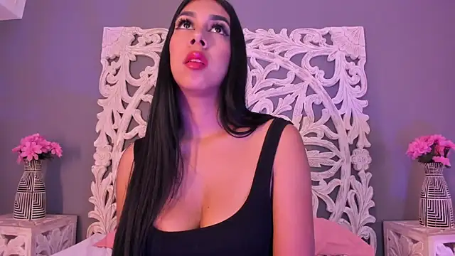 AnnieGibbyns online show from November 10, 8:36 pm