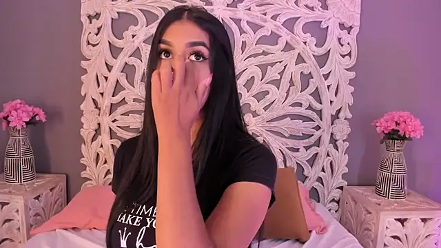 AnnieGibbyns online show from November 24, 8:53 pm