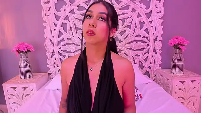 AnnieGibbyns online show from July 3, 8:37 pm