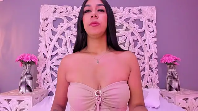 AnnieGibbyns online show from July 24, 8:27 pm
