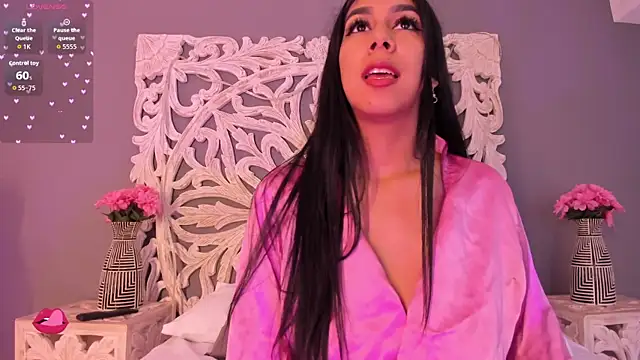 AnnieGibbyns online show from April 3, 2:23 pm