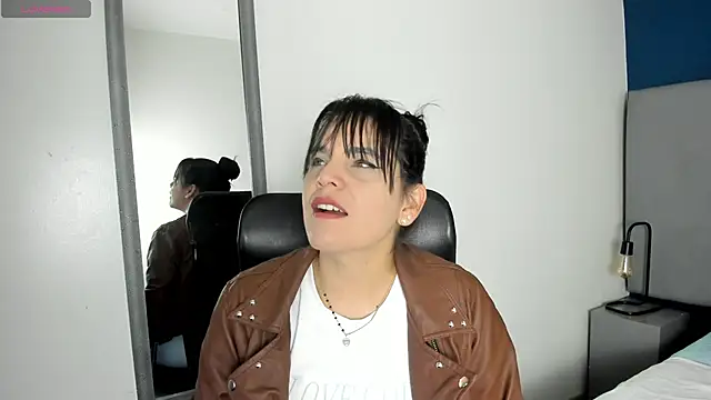 laura hotties online show from January 8, 12:55 pm