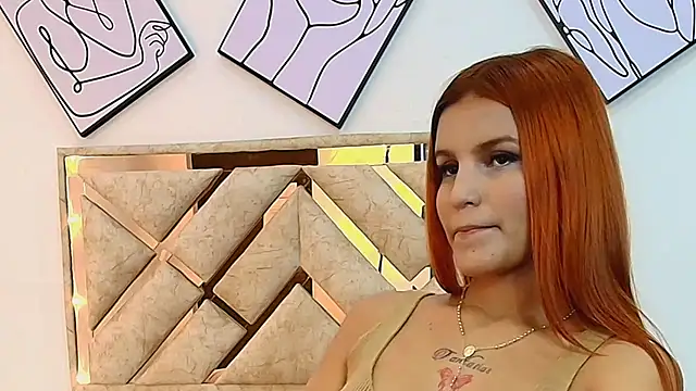 Snapshot of ZaraRousse chatting on October 28, 11:03 pm ZaraRousse online show from October 28, 11:03 pm