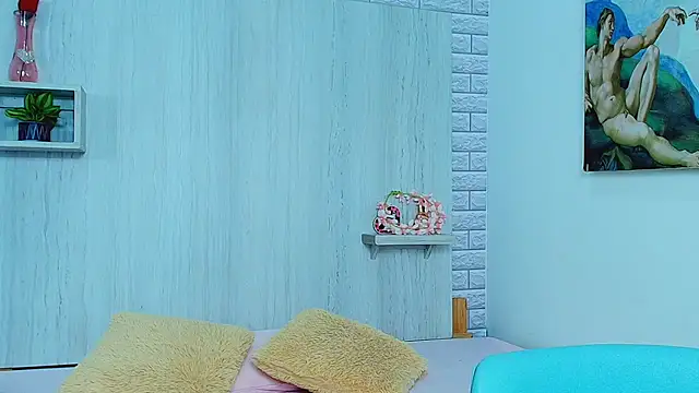 Snapshot of ZaraRousse chatting on September 14, 3:18 am ZaraRousse online show from September 14, 3:18 am