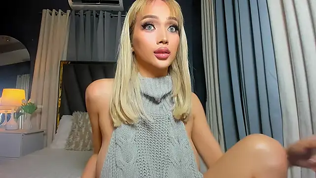 KylieSonique online show from February 27, 4:56 am