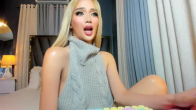 KylieSonique online show from March 15, 5:58 am