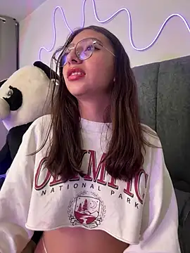 Dirty-Bunnyyy online show from May 15, 3:04 am