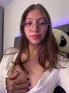 Dirty-Bunnyyy online show from April 16, 3:07 am