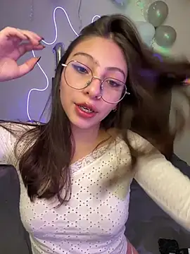 Dirty-Bunnyyy online show from June 2, 3:17 am
