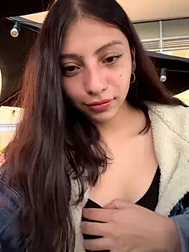 Snapshot of Dirty-Bunnyyy chatting on October 9, 10:21 pm Dirty-Bunnyyy online show from October 9, 10:21 pm