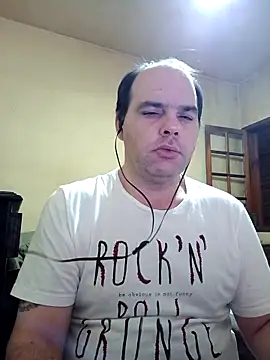 Jovissoares7ye online show from April 13, 1:42 am