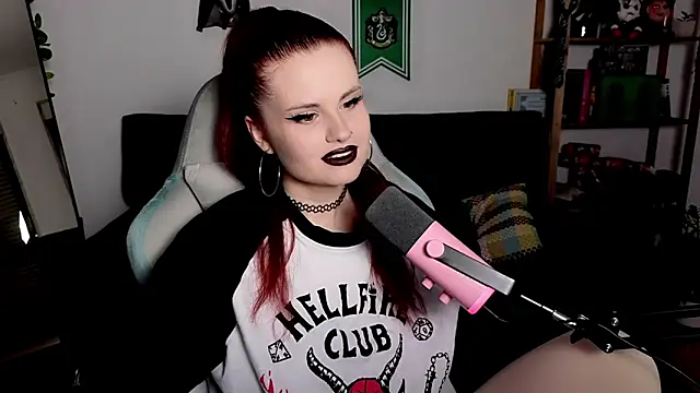 Della Ideal online show from November 30, 6:09 pm