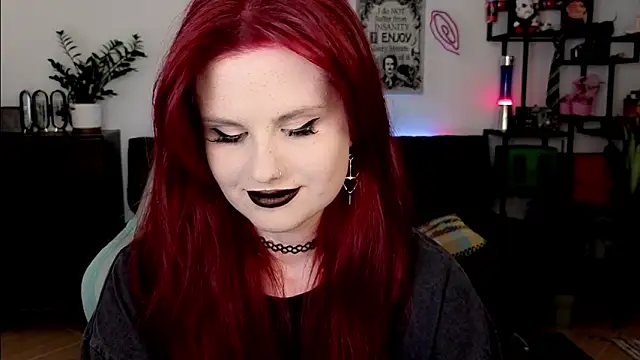 Della Ideal online show from March 1, 6:52 pm