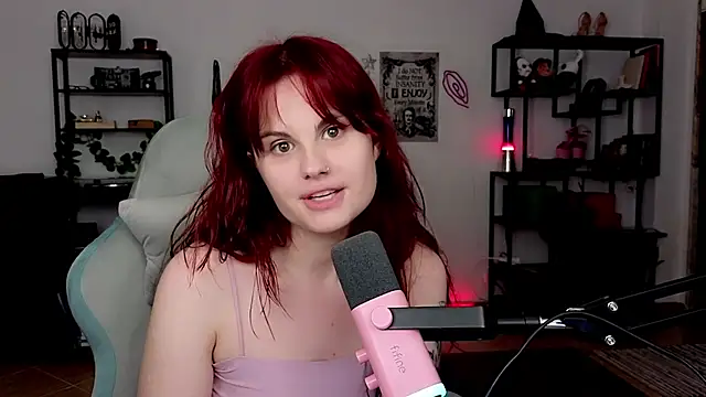 Della Ideal online show from April 20, 5:36 pm