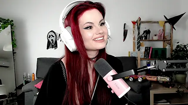 Della Ideal online show from October 19, 11:13 am