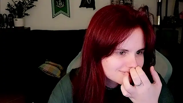 Della Ideal online show from February 18, 7:32 pm