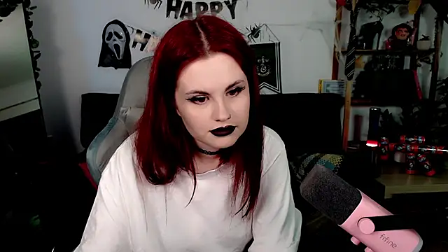 Della Ideal online show from November 1, 3:06 pm