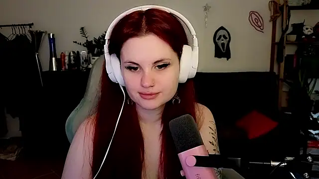 Della Ideal online show from January 9, 5:09 pm