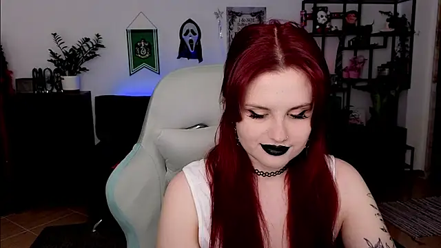 Della Ideal online show from February 25, 6:41 pm