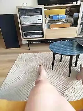 Snapshot of Davestco31 chatting on March 20, 3:58 pm Davestco31 online show from March 20, 3:58 pm