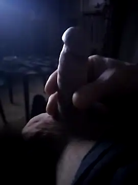 Snapshot of Davestco31 chatting on March 3, 6:56 pm Davestco31 online show from March 3, 6:56 pm