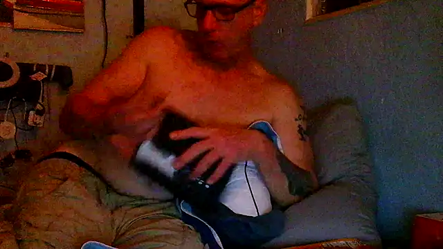 PornStro921 online show from March 7, 12:28 am