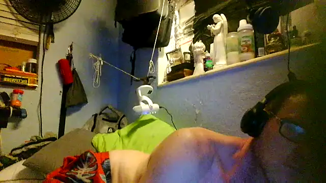 PornStro921 online show from March 29, 12:56 am