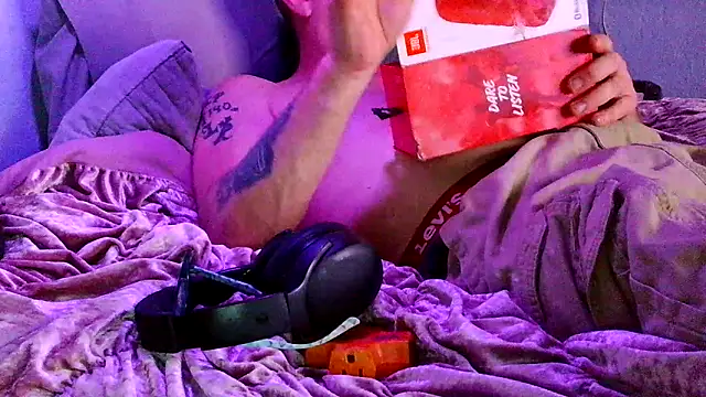 PornStro921 online show from March 10, 8:51 am