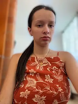 Soy Sara7 online show from June 26, 6:03 pm