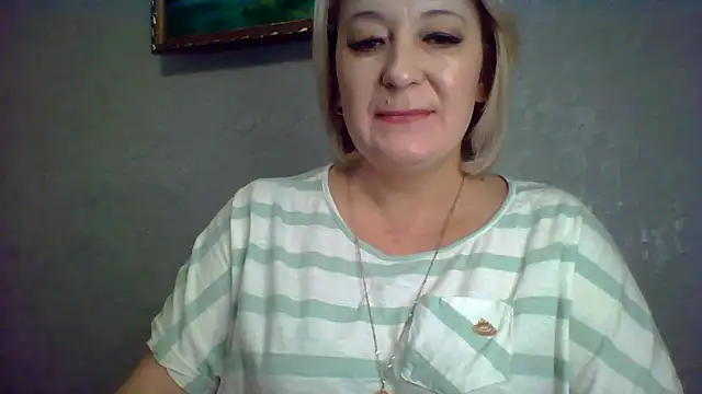 ArielXLoveresss online show from November 16, 8:30 am