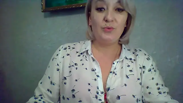 ArielXLoveresss online show from November 7, 7:46 am