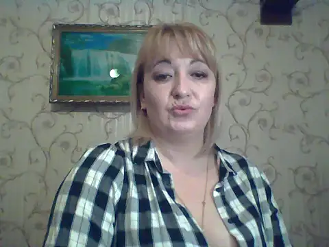 ArielXLoveresss online show from March 16, 8:10 am