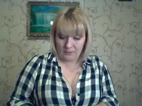 ArielXLoveresss online show from March 21, 5:45 pm