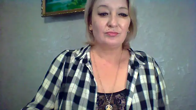 ArielXLoveresss online show from November 25, 8:36 am